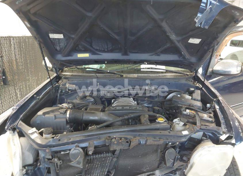Photo 10 of 2004 Toyota Tundra SR5 V8 (VIN 5TBET34144S460419)
