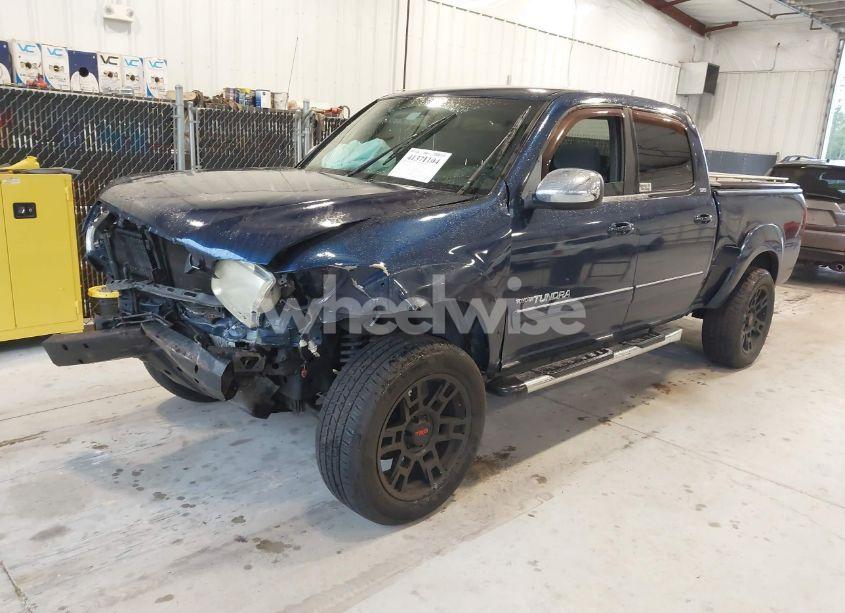 Photo 2 of 2004 Toyota Tundra SR5 V8 (VIN 5TBET34144S460419)