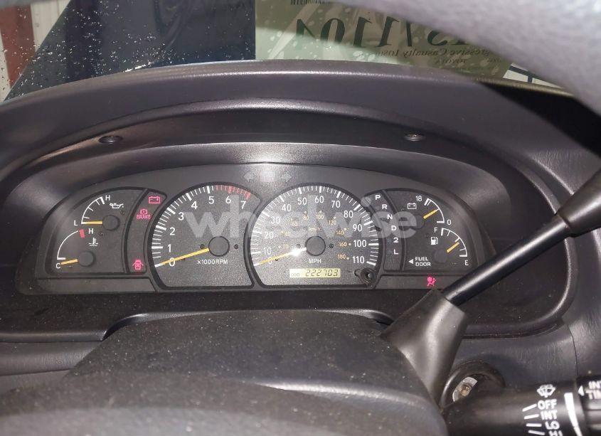 Photo 7 of 2004 Toyota Tundra SR5 V8 (VIN 5TBET34144S460419)