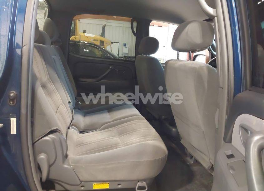 Photo 8 of 2004 Toyota Tundra SR5 V8 (VIN 5TBET34144S460419)