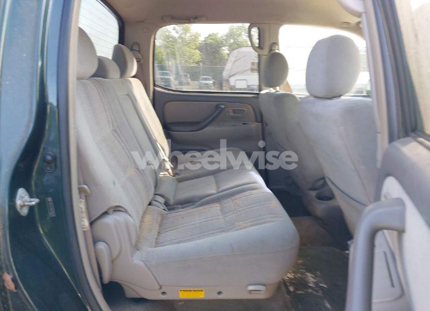 Photo 8 of 2005 Toyota Tundra SR5 V8 (VIN 5TBET34145S478274)