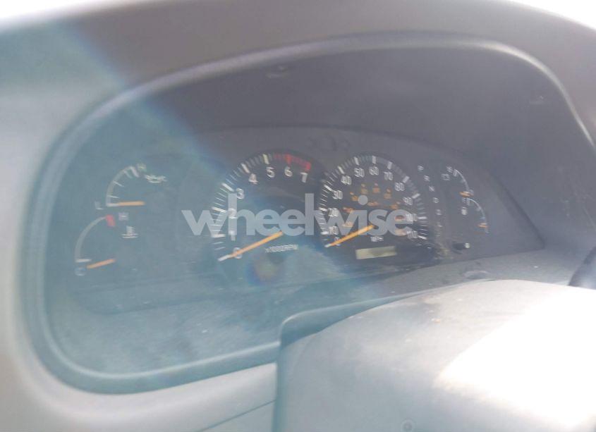 Photo 15 of 2005 Toyota Tundra SR5 V8 (VIN 5TBET34145S484432)