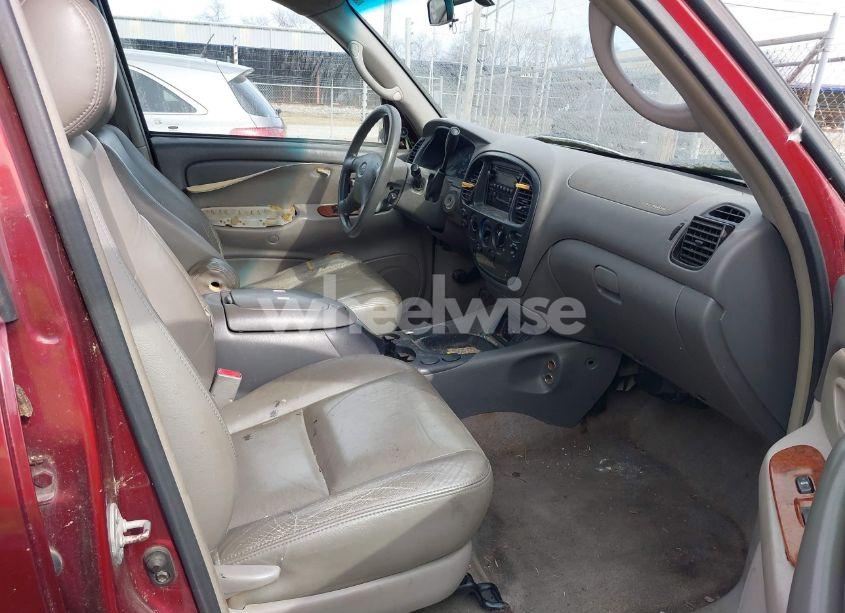 Photo 5 of 2005 Toyota Tundra SR5 V8 (VIN 5TBET34145S484432)