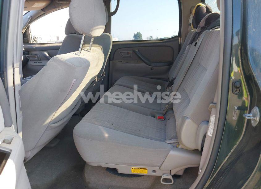 Photo 8 of 2005 Toyota Tundra SR5 V8 (VIN 5TBET34145S490747)