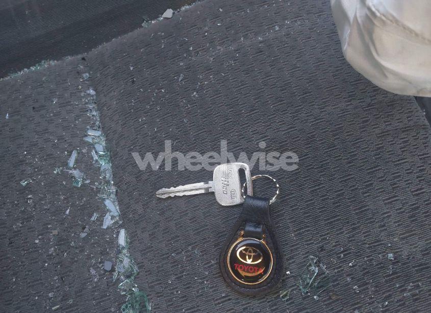 Photo 11 of 2006 Toyota Tundra SR5 V8 (VIN 5TBET34146S502896)