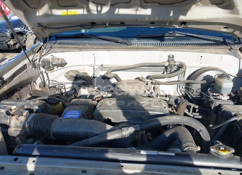 Photo 10 of 2006 Toyota Tundra SR5 V8 (VIN 5TBET34146S559745)