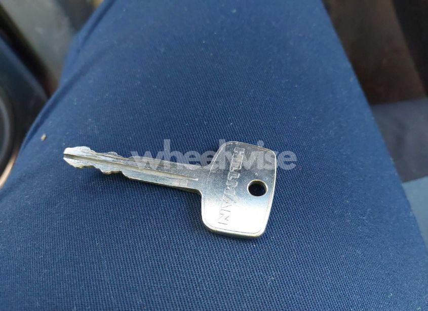 Photo 11 of 2006 Toyota Tundra SR5 V8 (VIN 5TBET34146S559745)