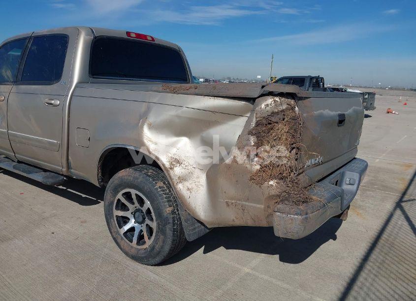 Photo 6 of 2004 Toyota Tundra SR5 V8 (VIN 5TBET34154S434900)