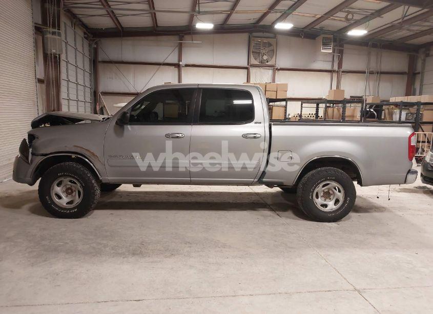 Photo 14 of 2005 Toyota Tundra SR5 V8 (VIN 5TBET34155S483922)
