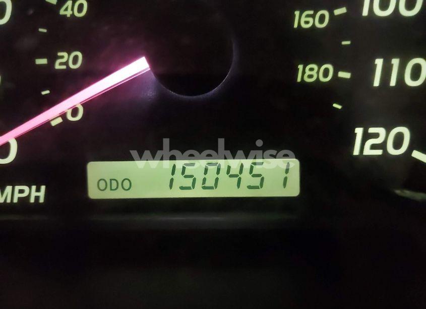 Photo 15 of 2005 Toyota Tundra SR5 V8 (VIN 5TBET34155S483922)