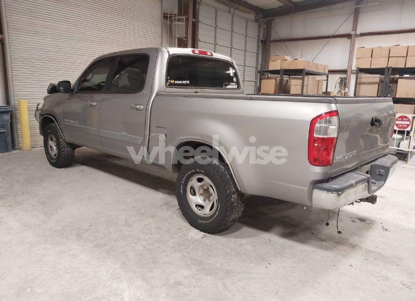 Photo 3 of 2005 Toyota Tundra SR5 V8 (VIN 5TBET34155S483922)