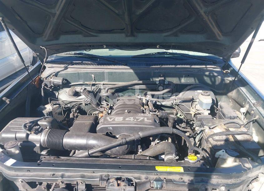 Photo 10 of 2005 Toyota Tundra SR5 V8 (VIN 5TBET34155S488943)