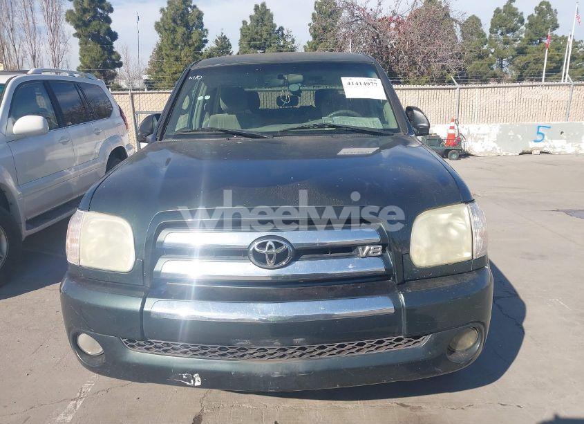 Photo 12 of 2005 Toyota Tundra SR5 V8 (VIN 5TBET34155S488943)