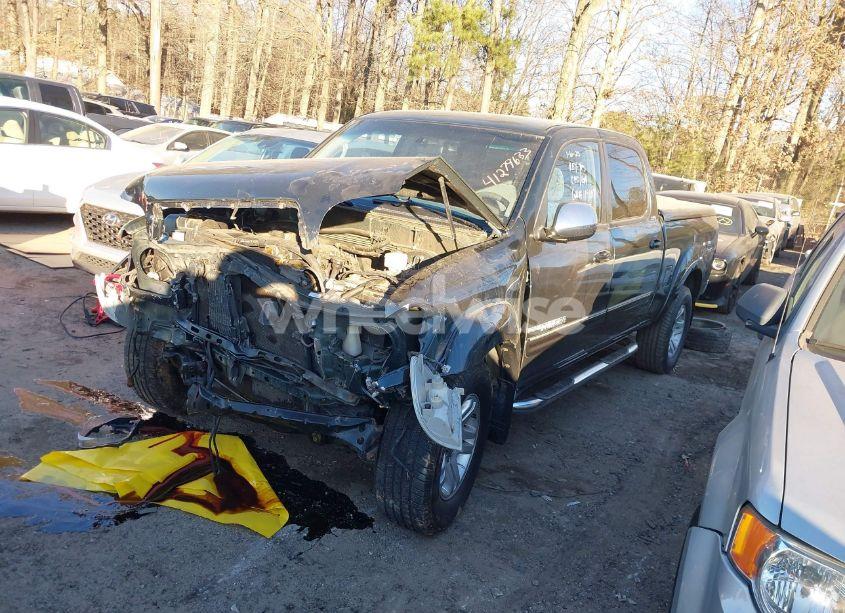 Photo 2 of 2006 Toyota Tundra SR5 V8 (VIN 5TBET34156S526897)