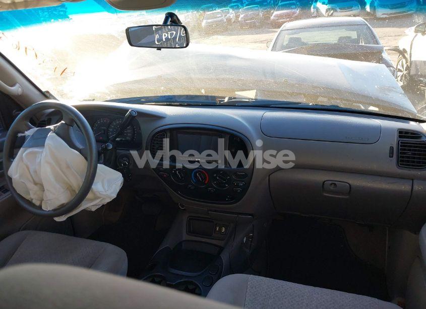 Photo 5 of 2006 Toyota Tundra SR5 V8 (VIN 5TBET34156S526897)