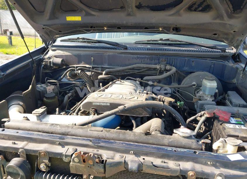 Photo 10 of 2004 Toyota Tundra SR5 V8 (VIN 5TBET34164S456470)