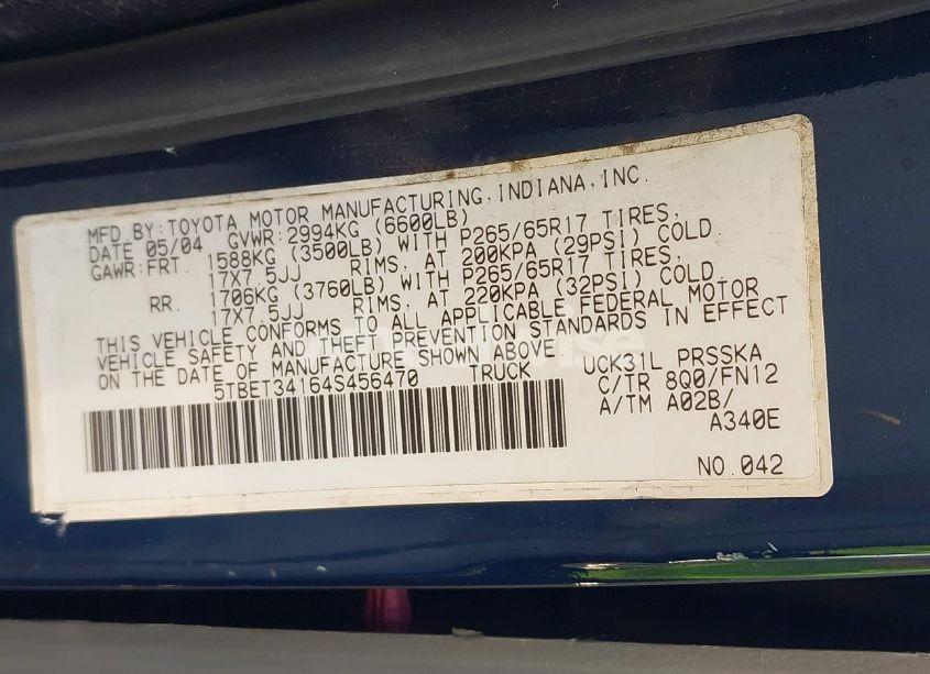 Photo 9 of 2004 Toyota Tundra SR5 V8 (VIN 5TBET34164S456470)