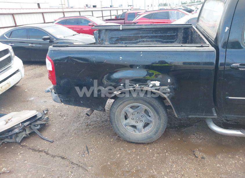 Photo 18 of 2006 Toyota Tundra SR5 V8 (VIN 5TBET34166S528545)