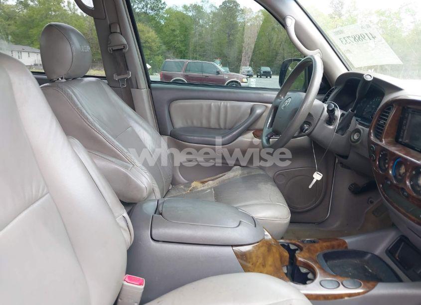 Photo 5 of 2006 Toyota Tundra SR5 V8 (VIN 5TBET34166S551291)