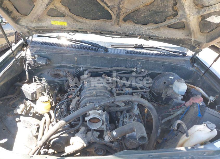 Photo 10 of 2006 Toyota Tundra SR5 V8 (VIN 5TBET34166S556992)