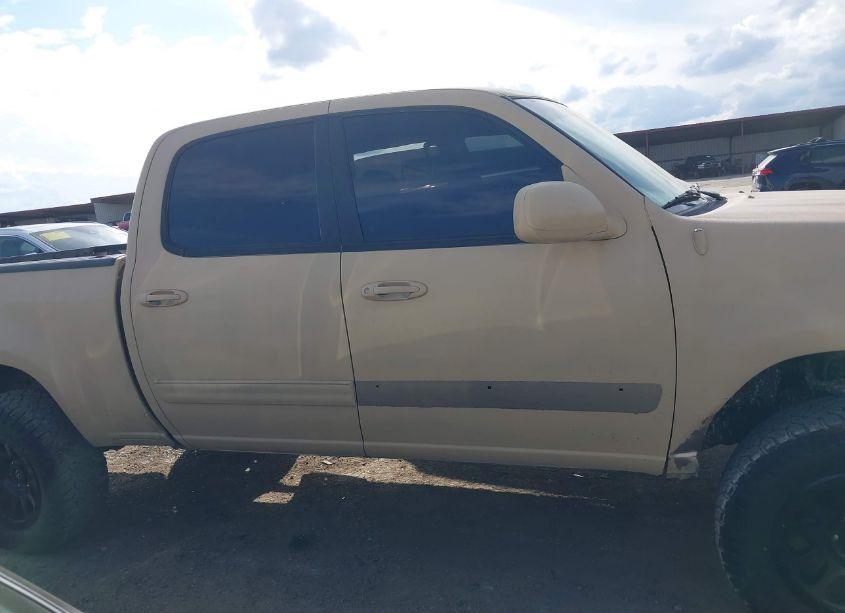 Photo 13 of 2006 Toyota Tundra SR5 V8 (VIN 5TBET34166S558015)