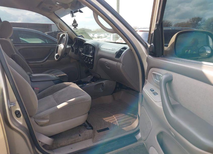 Photo 5 of 2006 Toyota Tundra SR5 V8 (VIN 5TBET34166S558015)