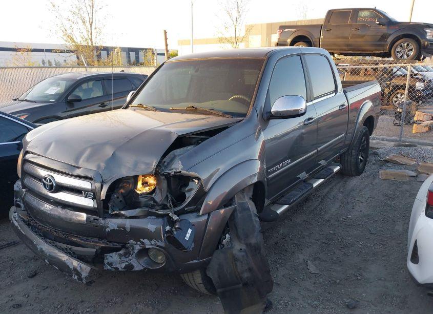 Photo 2 of 2004 Toyota Tundra SR5 V8 (VIN 5TBET34174S456140)