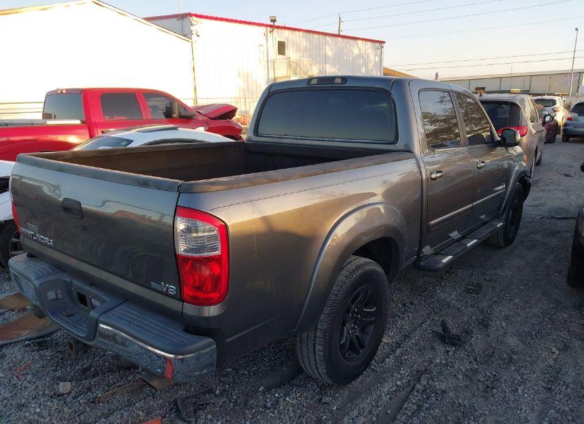 Photo 4 of 2004 Toyota Tundra SR5 V8 (VIN 5TBET34174S456140)