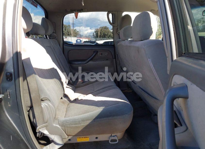 Photo 8 of 2006 Toyota Tundra SR5 V8 (VIN 5TBET34176S540185)