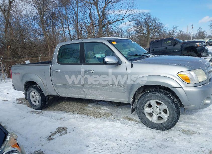 Photo 13 of 2006 Toyota Tundra SR5 V8 (VIN 5TBET34176S552773)