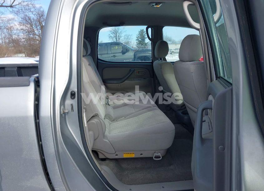 Photo 8 of 2006 Toyota Tundra SR5 V8 (VIN 5TBET34176S552773)