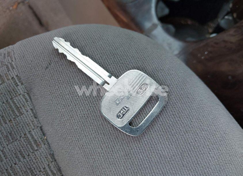 Photo 11 of 2005 Toyota Tundra SR5 V8 (VIN 5TBET34185S483087)