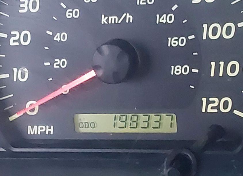 Photo 15 of 2006 Toyota Tundra SR5 V8 (VIN 5TBET34186S501184)