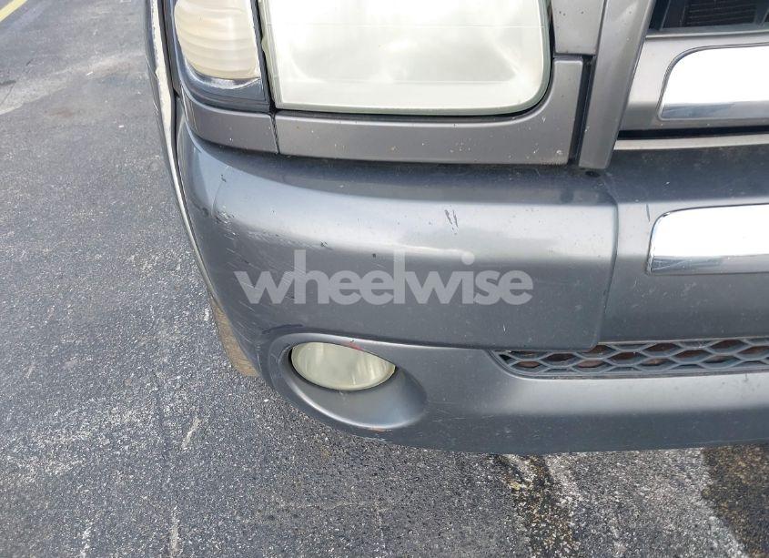 Photo 14 of 2004 Toyota Tundra SR5 V8 (VIN 5TBET34194S448167)