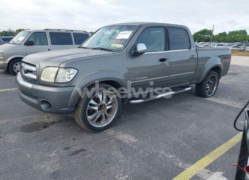Photo 2 of 2004 Toyota Tundra SR5 V8 (VIN 5TBET34194S448167)