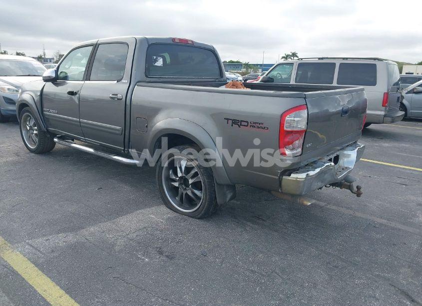 Photo 3 of 2004 Toyota Tundra SR5 V8 (VIN 5TBET34194S448167)