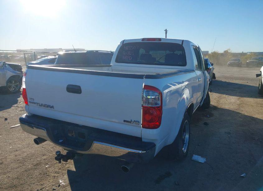 Photo 4 of 2004 Toyota Tundra SR5 V8 (VIN 5TBET34194S456706)