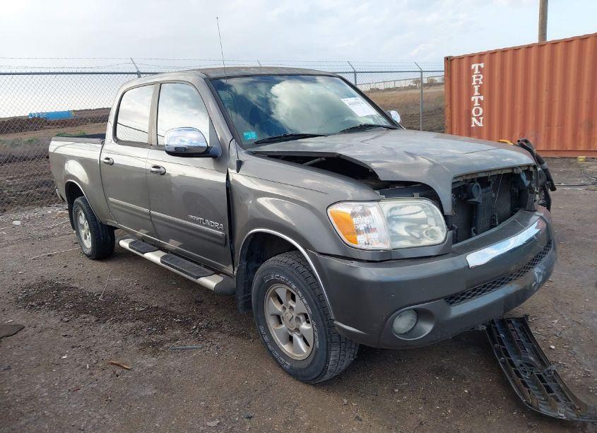 2005 Toyota Tundra SR5 V8 (VIN 5TBET34195S481445) main photo