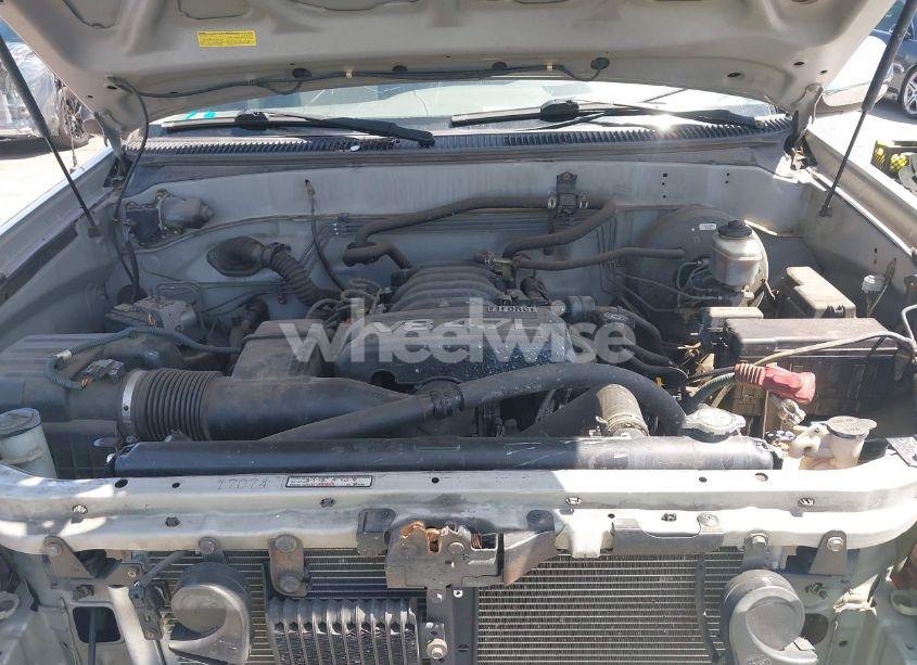 Photo 10 of 2006 Toyota Tundra SR5 V8 (VIN 5TBET34196S502022)