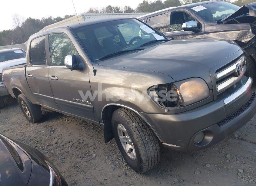 2005 Toyota Tundra SR5 V8 (VIN 5TBET341X5S470907) main photo