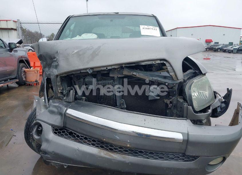 Photo 12 of 2005 Toyota Tundra SR5 V8 (VIN 5TBET341X5S476366)