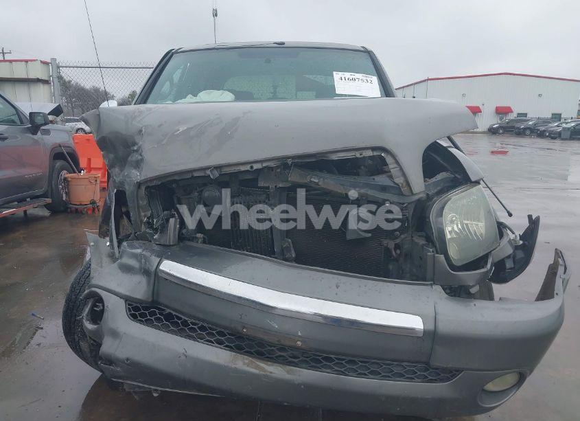 Photo 6 of 2005 Toyota Tundra SR5 V8 (VIN 5TBET341X5S476366)