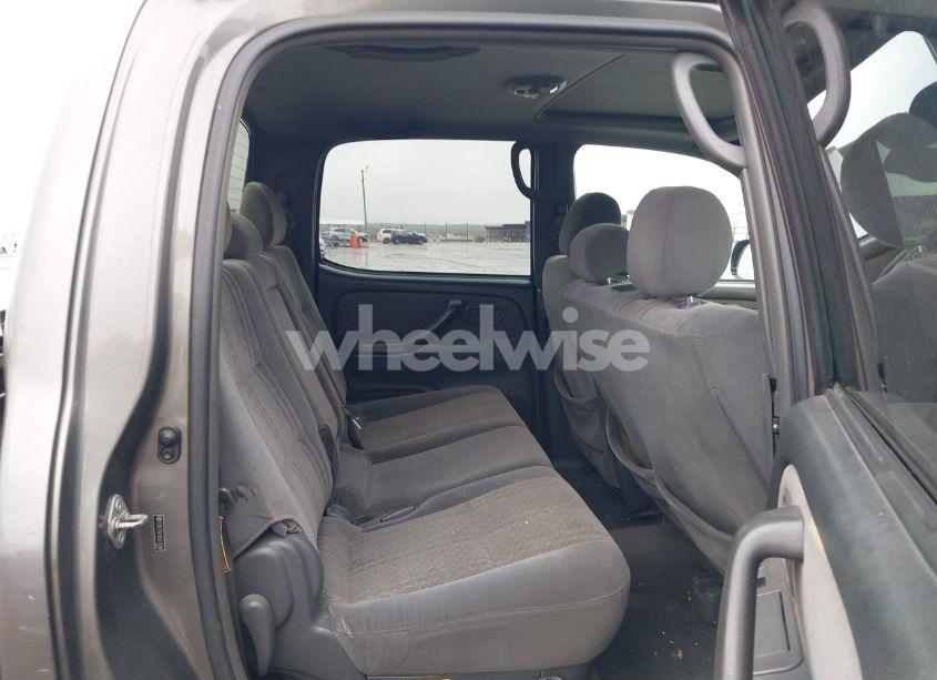 Photo 8 of 2005 Toyota Tundra SR5 V8 (VIN 5TBET341X5S476366)