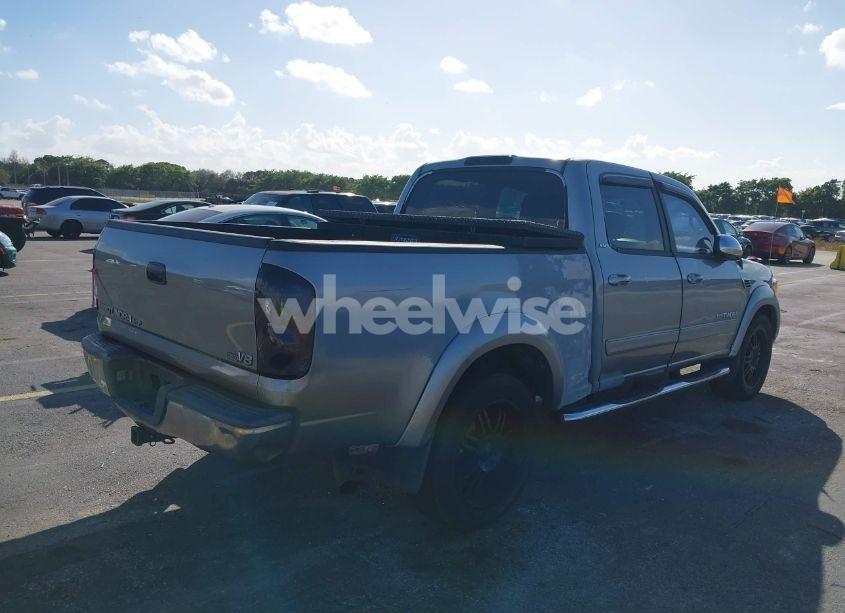 Photo 4 of 2005 Toyota Tundra SR5 V8 (VIN 5TBET341X5S490302)