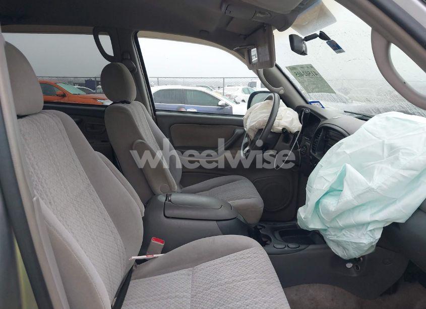 Photo 5 of 2006 Toyota Tundra SR5 V8 (VIN 5TBET341X6S532467)