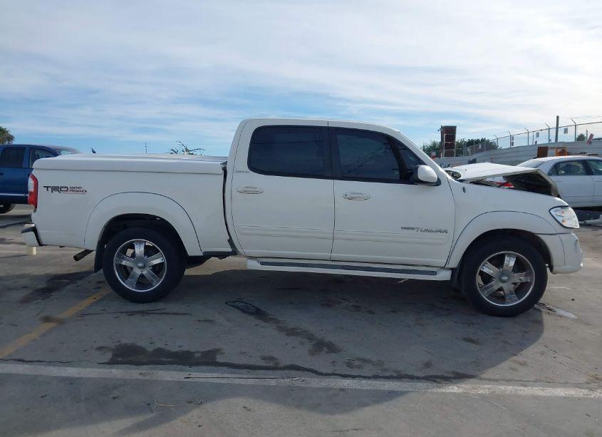 Photo 13 of 2004 Toyota Tundra LIMITED V8 (VIN 5TBET38154S441808)