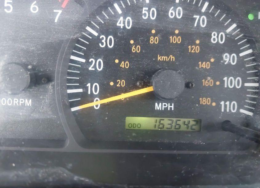 Photo 15 of 2004 Toyota Tundra LIMITED V8 (VIN 5TBET38154S441808)