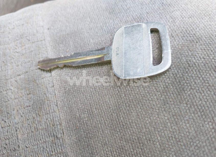 Photo 11 of 2004 Toyota Tundra LIMITED V8 (VIN 5TBET38164S433846)