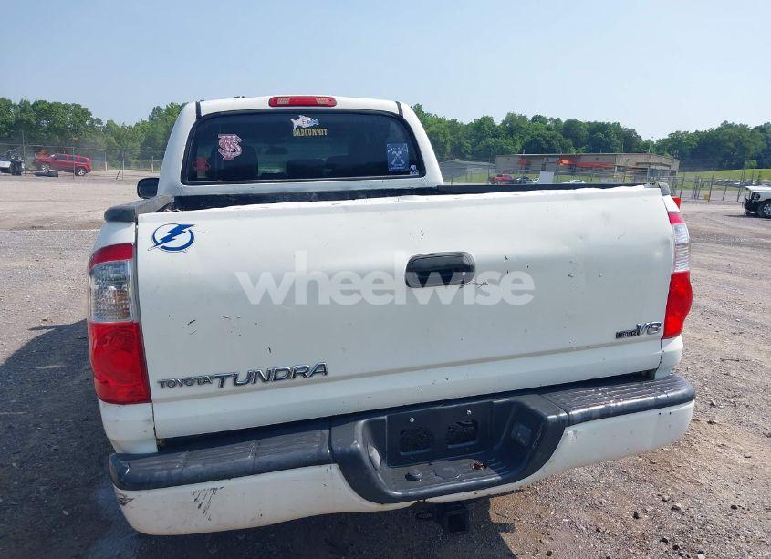 Photo 16 of 2004 Toyota Tundra LIMITED V8 (VIN 5TBET38164S433846)