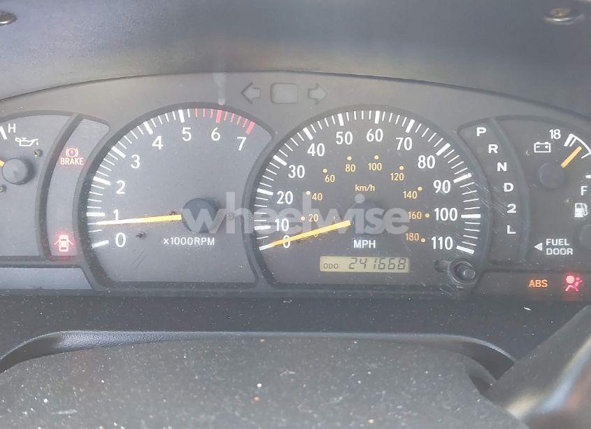 Photo 15 of 2004 Toyota Tundra LIMITED V8 (VIN 5TBET38184S444542)